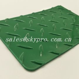 환경 친화적인 공중 지역을 위한 부드럽게 반대로 미끄러짐 PVC 비닐 지면 매트