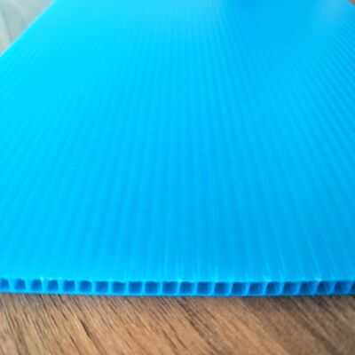 자외선 안정화 불 retardant 반 정적 플라스틱 홀 로프 시트 및 PP corrugated 쌍둥이 플라스틱 시트