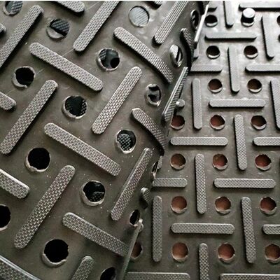 습한 지역 안티 슬리프 배수 구멍 산업 부엌 작업실용 고무 바닥 매트